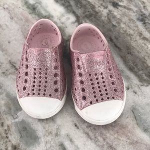 Native shoes. Light glitter pink. size 4